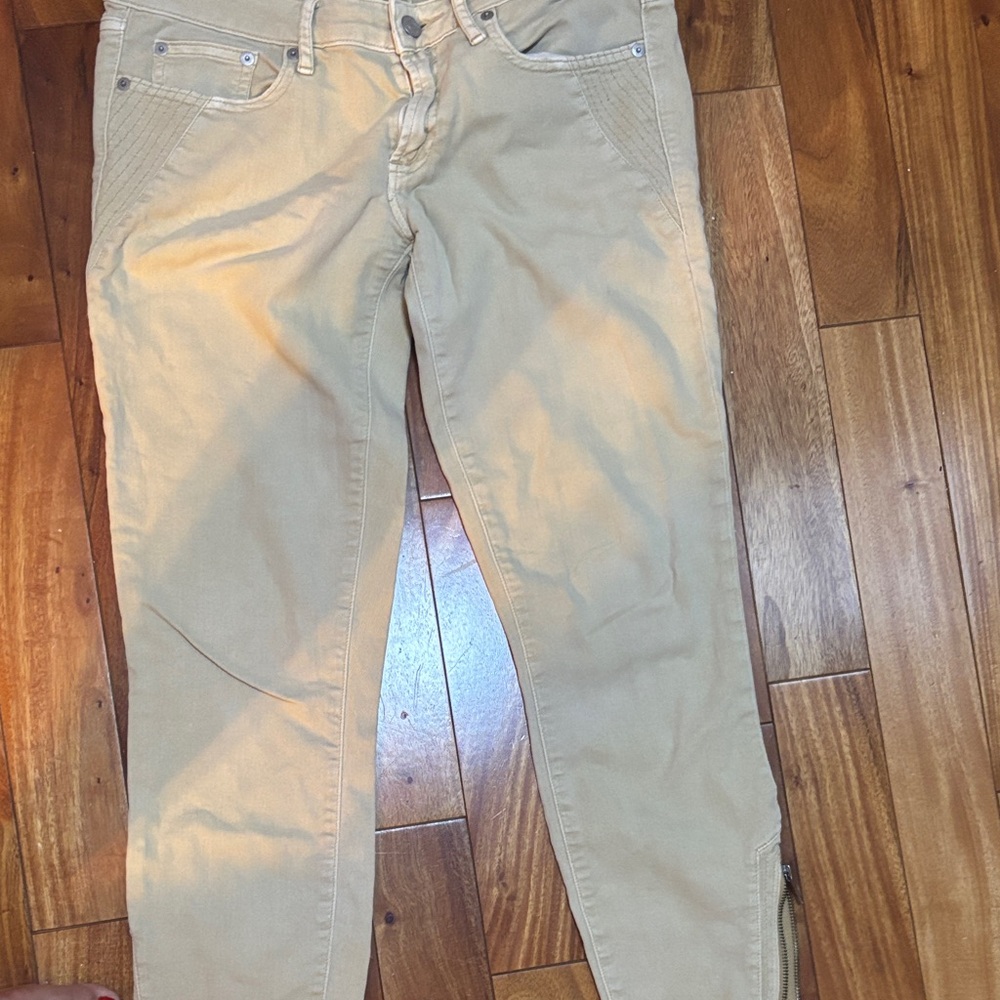 GAP Women's Straight Leg Tan Jeans - Picture 5 of 9